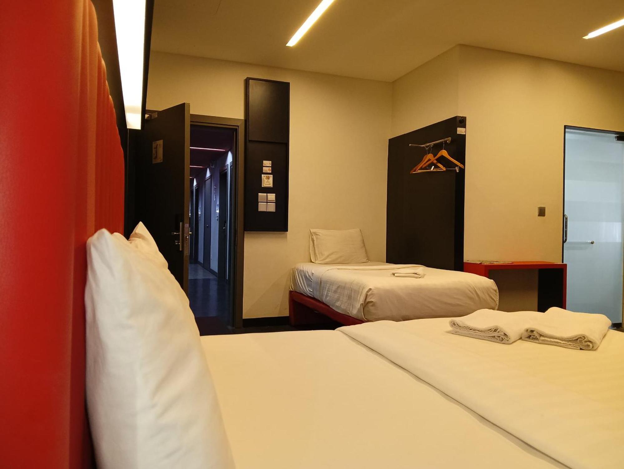 Hotel Regal Vista Іпох Екстер'єр фото
